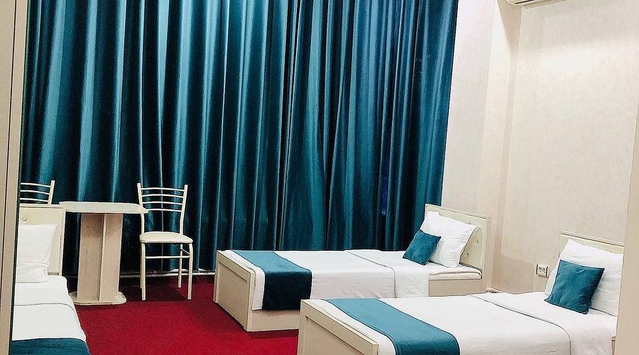 Guesthouse local en Bujará: alojamiento auténtico y económico en Uzbekistán